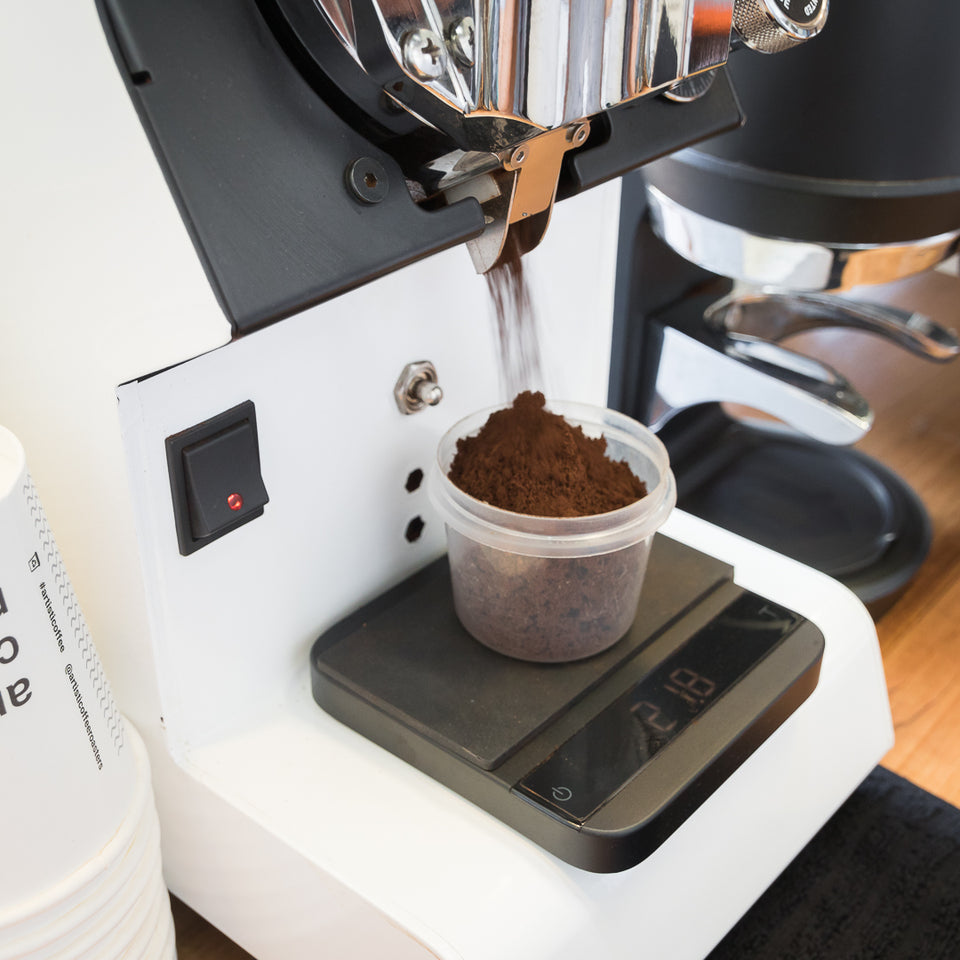 Decor Plastic Coffee Dosing Cup (Dosing Pot) 75ml with Lid Artisti